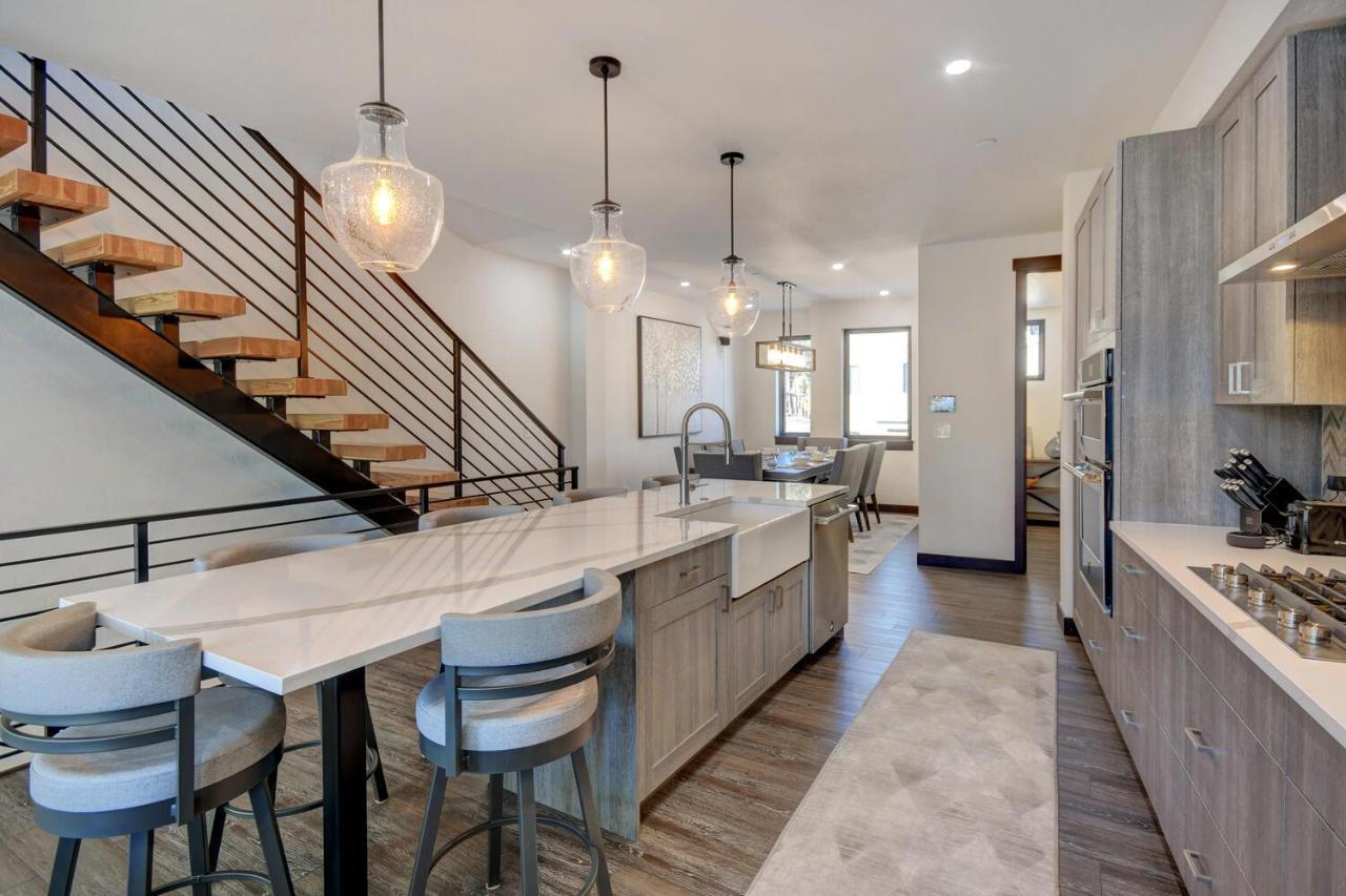 New River Front Luxury Villa #236 With Hot Tub & Great Views - 500 Dollars Of Free Activities & Equipment Rentals Daily Winter Park Bagian luar foto